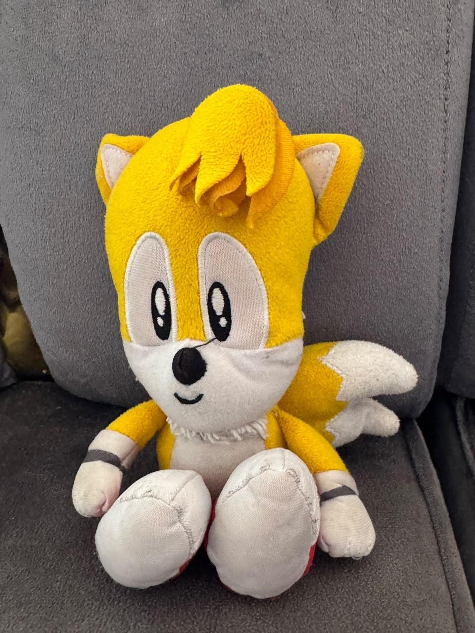 Peluche Sonic le Hérisson Jaune